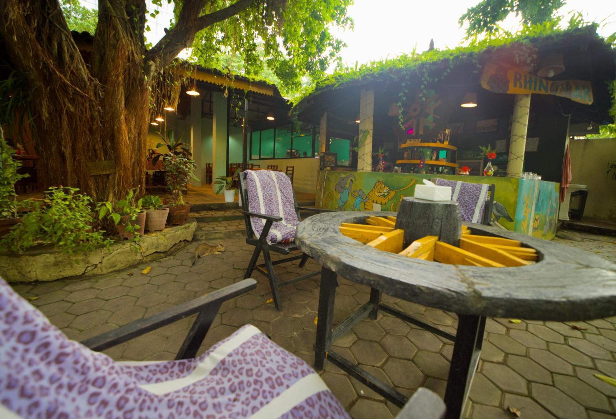 Chitwan Gaida Lodge - Animal Lovers & Birdwatchers Paradise Sauraha Exterior foto
